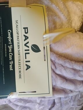 Soft Plush Throw Blanket in Light Lavender
